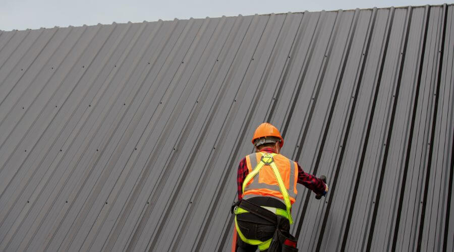 Expert new roof installation services in Melvin, IA